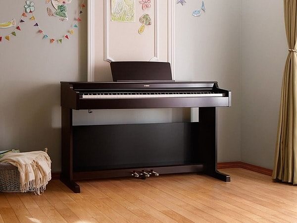 Đàn piano điện Yamaha YDP-145